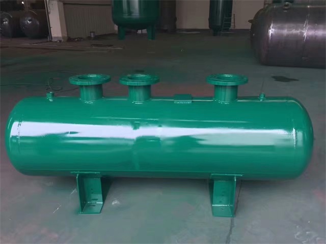 沙依巴克沙依巴克沙依巴克蒸汽分气缸1.jpeg